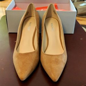 Nine West Margot Pumps, Suede Tan, size 9.5